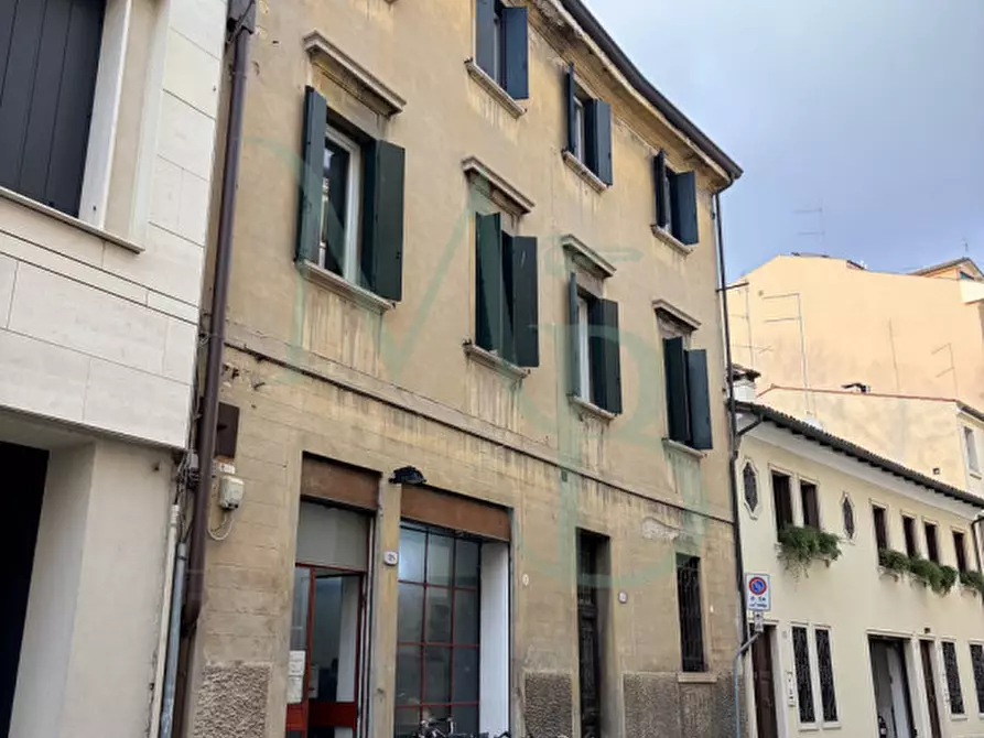 Immagine 3 di Palazzo in vendita  in Via San Pietro a Padova