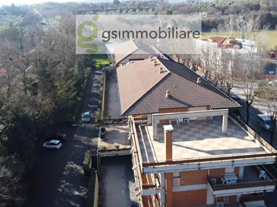 Immagine 8 di Palazzo in vendita  in VIALE ANDREIS 95 a Desenzano Del Garda