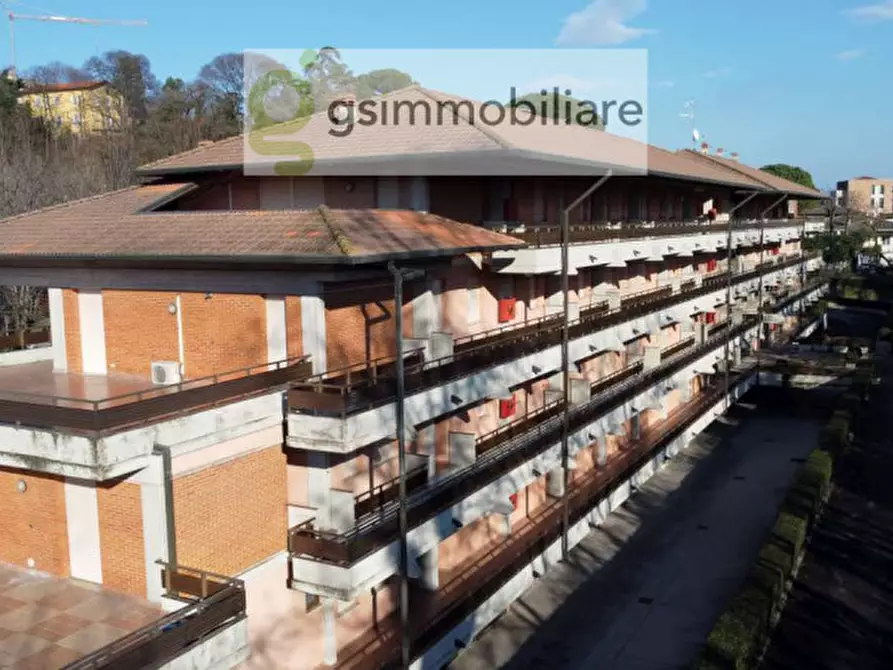 Immagine 12 di Palazzo in vendita  in VIALE ANDREIS 95 a Desenzano Del Garda