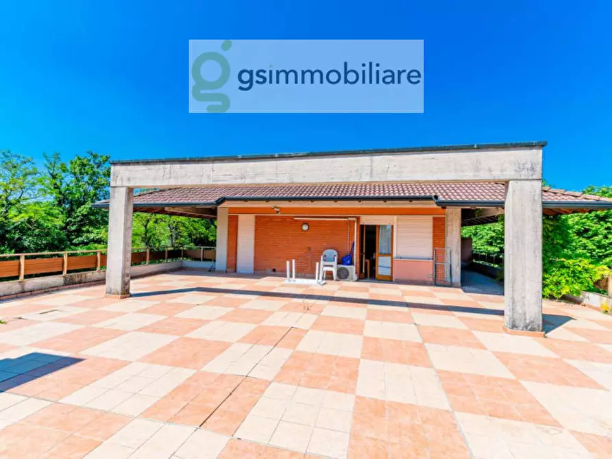 Immagine 15 di Palazzo in vendita  in VIALE ANDREIS 95 a Desenzano Del Garda