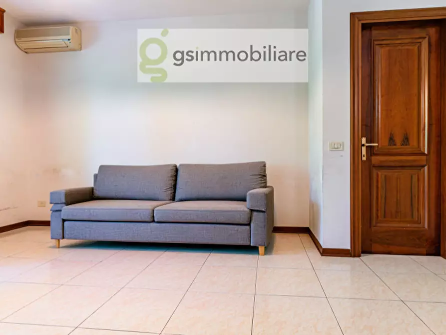 Immagine 25 di Palazzo in vendita  in VIALE ANDREIS 95 a Desenzano Del Garda