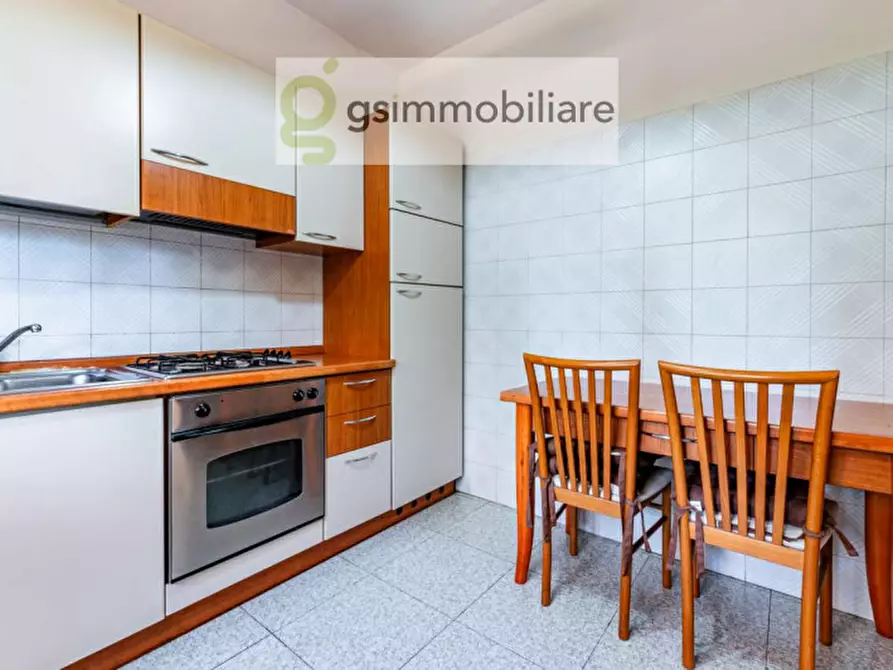 Immagine 47 di Palazzo in vendita  in VIALE ANDREIS 95 a Desenzano Del Garda