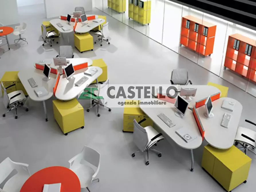 Immagine 5 di Palazzo in vendita  in Strada del Santo a Cadoneghe