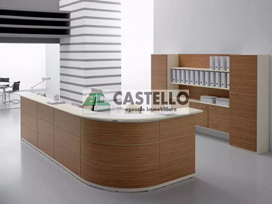 Immagine 7 di Palazzo in vendita  in Strada del Santo a Cadoneghe