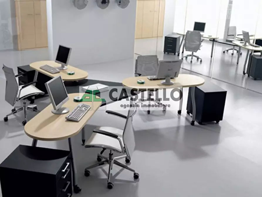 Immagine 15 di Palazzo in vendita  in Strada del Santo a Cadoneghe