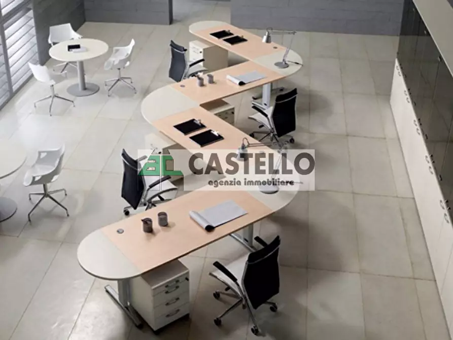 Immagine 16 di Palazzo in vendita  in Strada del Santo a Cadoneghe