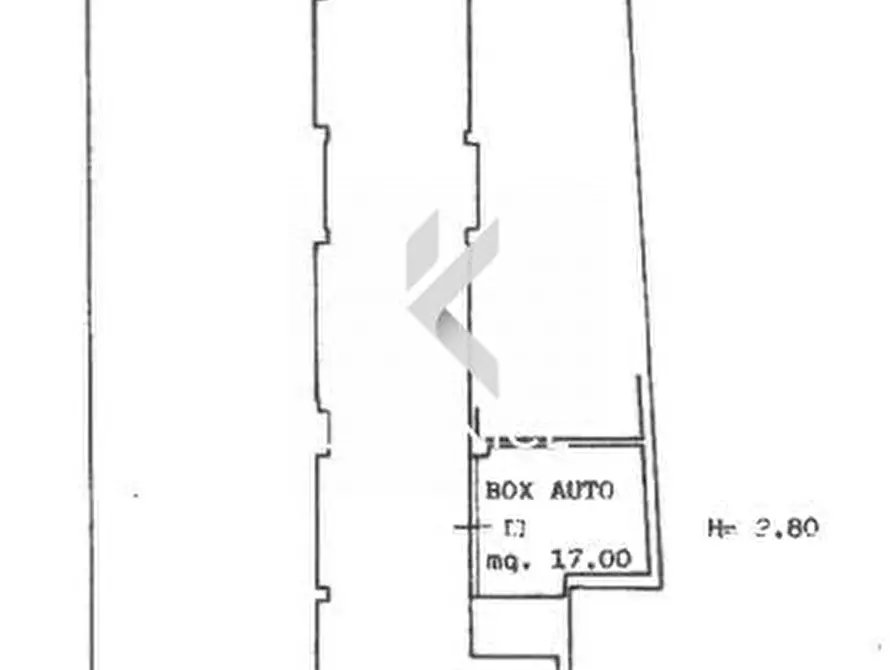 Immagine 2 di Garage in vendita  in via Don Primo Mazzolari a Locorotondo
