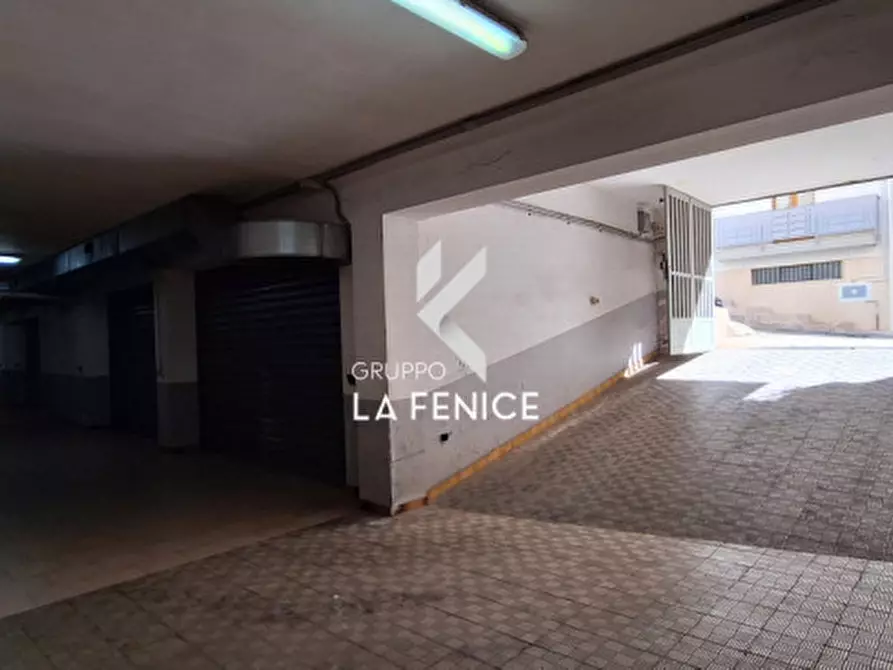 Immagine 12 di Garage in vendita  in via Don Primo Mazzolari a Locorotondo