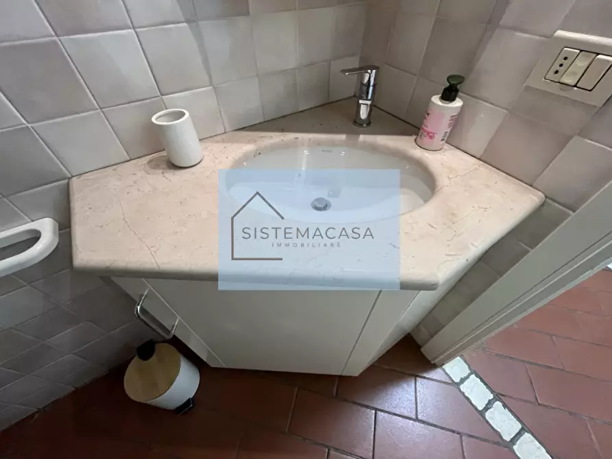 Immagine 15 di Appartamento in vendita  in Via Sant'Anna a Forli'