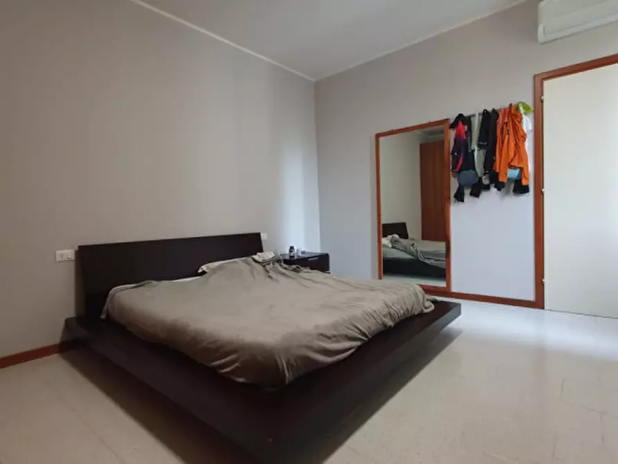 Immagine 23 di Palazzo in vendita  in via oberdan 23 a Finale Emilia