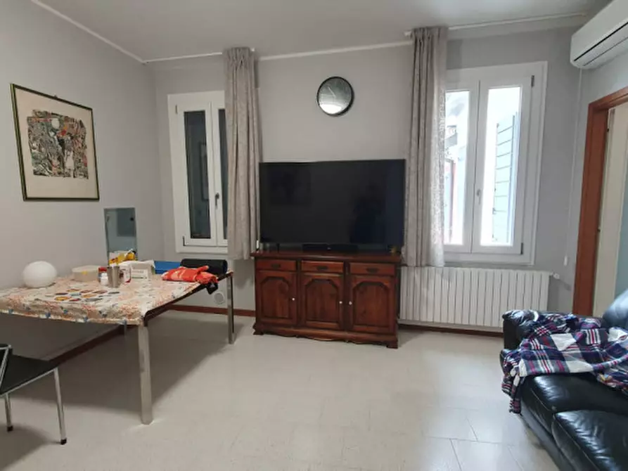 Immagine 27 di Palazzo in vendita  in via oberdan 23 a Finale Emilia