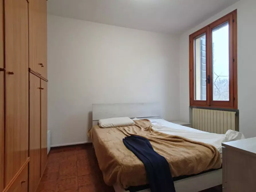 Immagine 33 di Palazzo in vendita  in via oberdan 23 a Finale Emilia