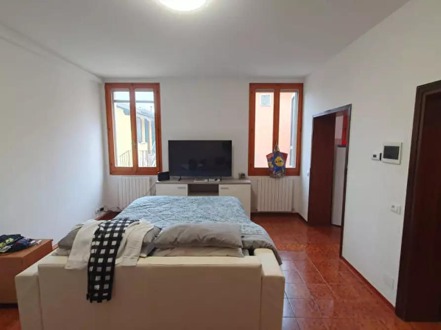 Immagine 37 di Palazzo in vendita  in via oberdan 23 a Finale Emilia