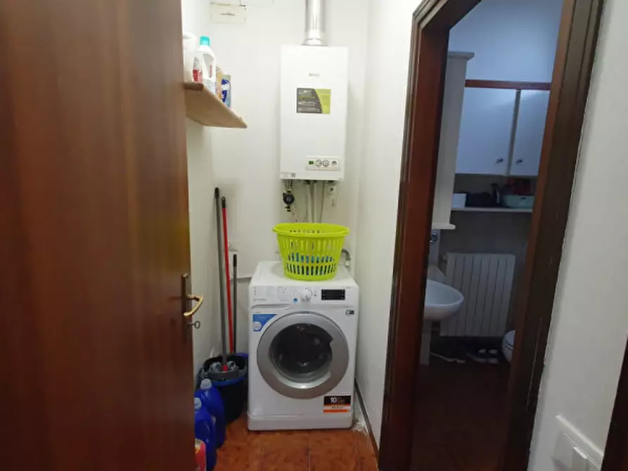 Immagine 41 di Palazzo in vendita  in via oberdan 23 a Finale Emilia
