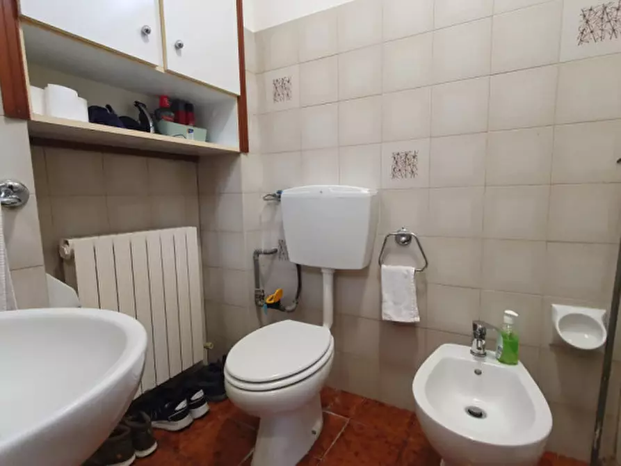 Immagine 42 di Palazzo in vendita  in via oberdan 23 a Finale Emilia