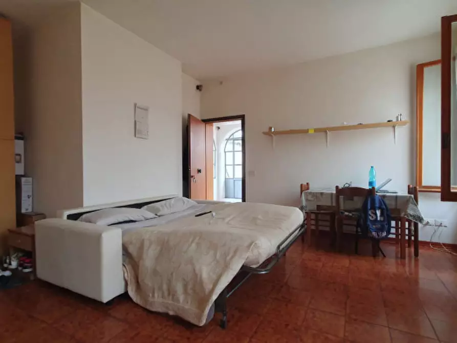 Immagine 45 di Palazzo in vendita  in via oberdan 23 a Finale Emilia