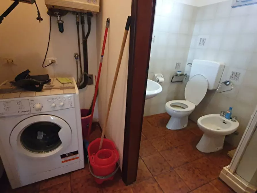 Immagine 48 di Palazzo in vendita  in via oberdan 23 a Finale Emilia