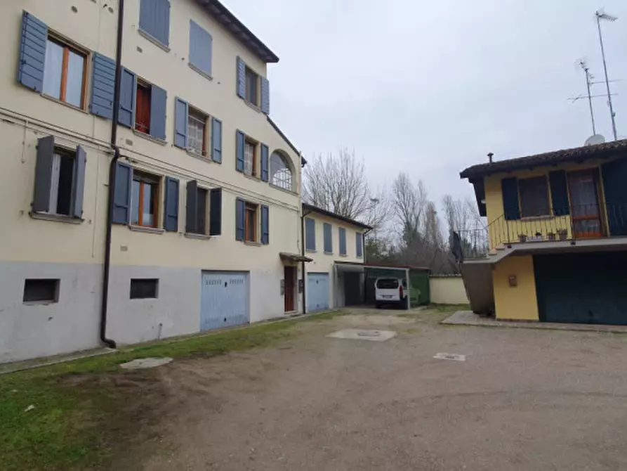 Immagine 58 di Palazzo in vendita  in via oberdan 23 a Finale Emilia