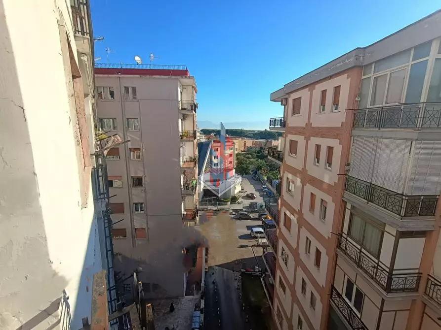 Immagine 14 di Appartamento in vendita  in RIONE ALTO - VIA TROPEANO a Napoli