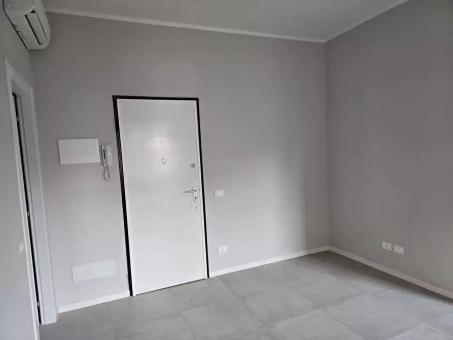 Immagine 6 di Appartamento in vendita  in Viale Duca Alessandro, 37 a Parma