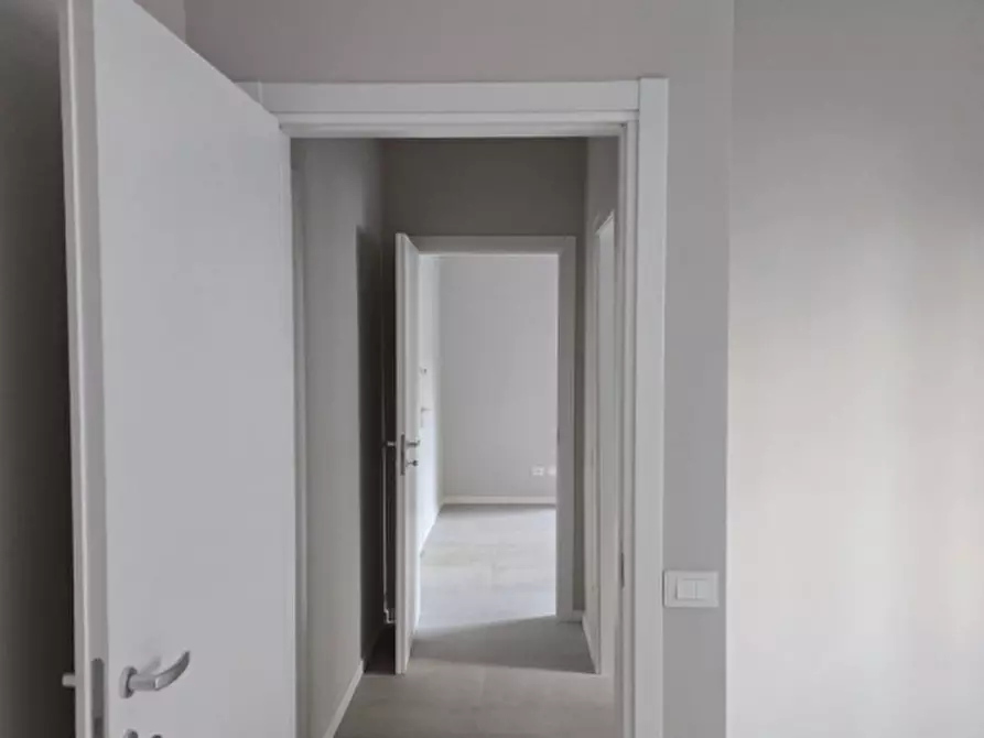 Immagine 15 di Appartamento in vendita  in Viale Duca Alessandro, 37 a Parma