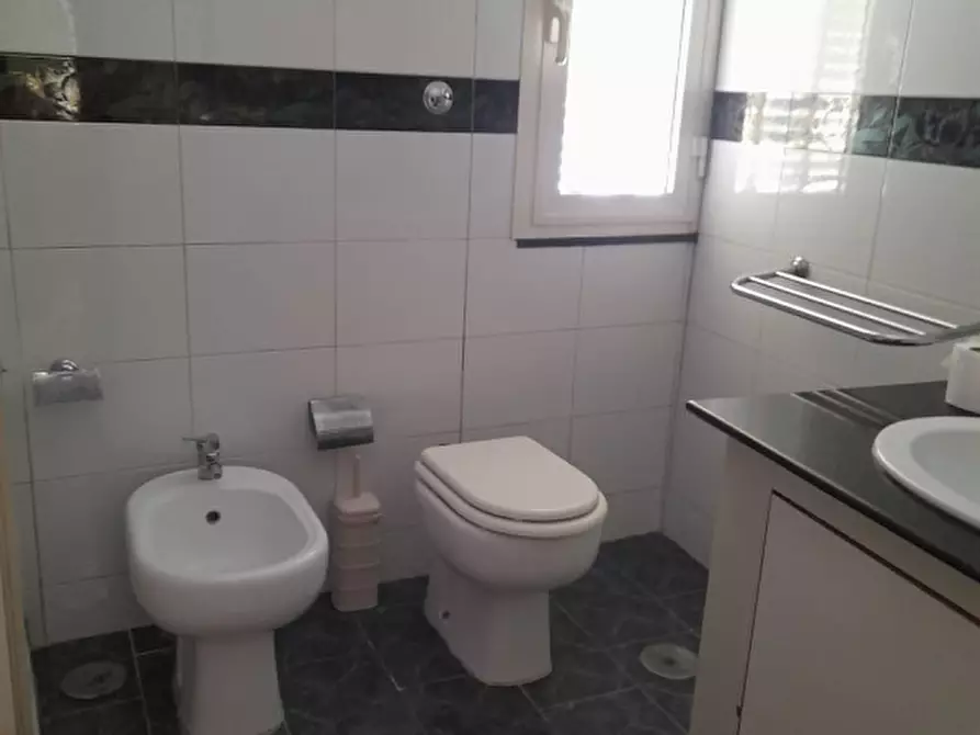 Immagine 38 di Appartamento in affitto  in Piazzetta Olivella 15 a Napoli