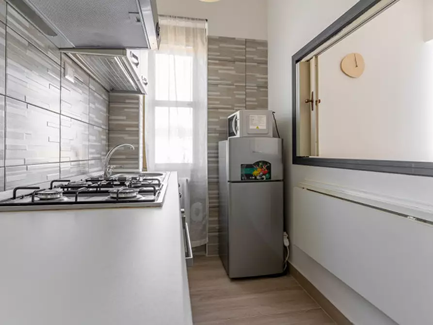 Immagine 19 di Appartamento in affitto  in via gerolamo avogadro 6 a Milano