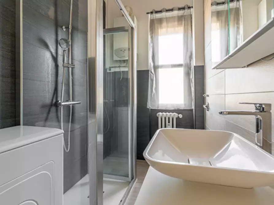 Immagine 28 di Appartamento in affitto  in via gerolamo avogadro 6 a Milano