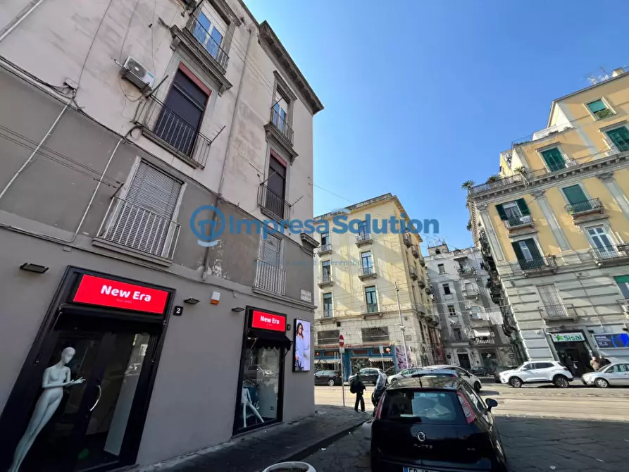 Immagine 3 di Negozio in vendita  in Via Enrico Cosenz a Napoli