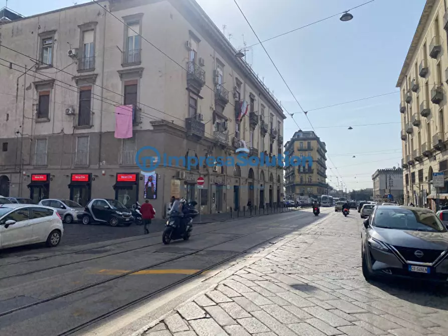 Immagine 4 di Negozio in vendita  in Via Enrico Cosenz a Napoli