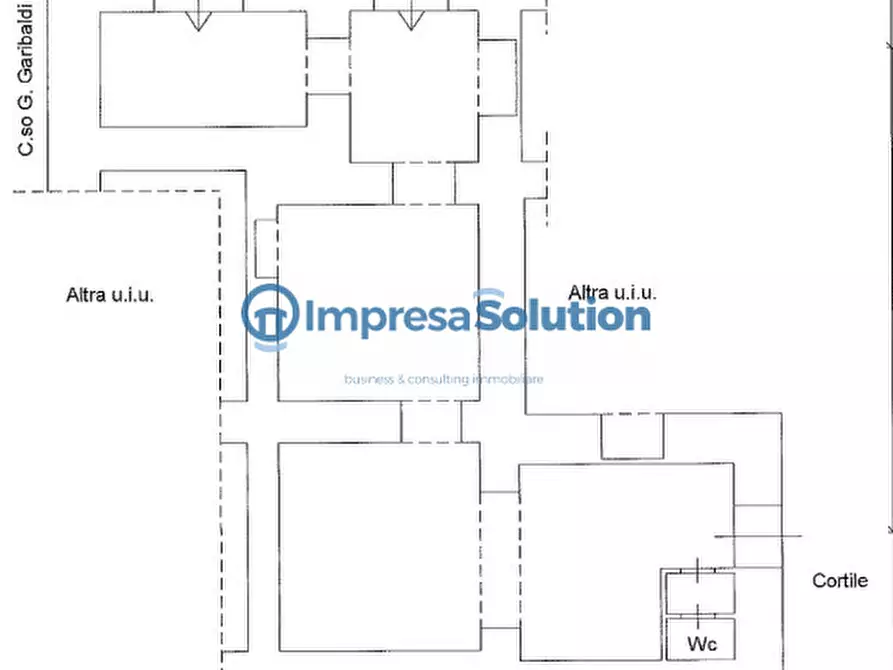 Immagine 18 di Negozio in vendita  in Via Enrico Cosenz a Napoli