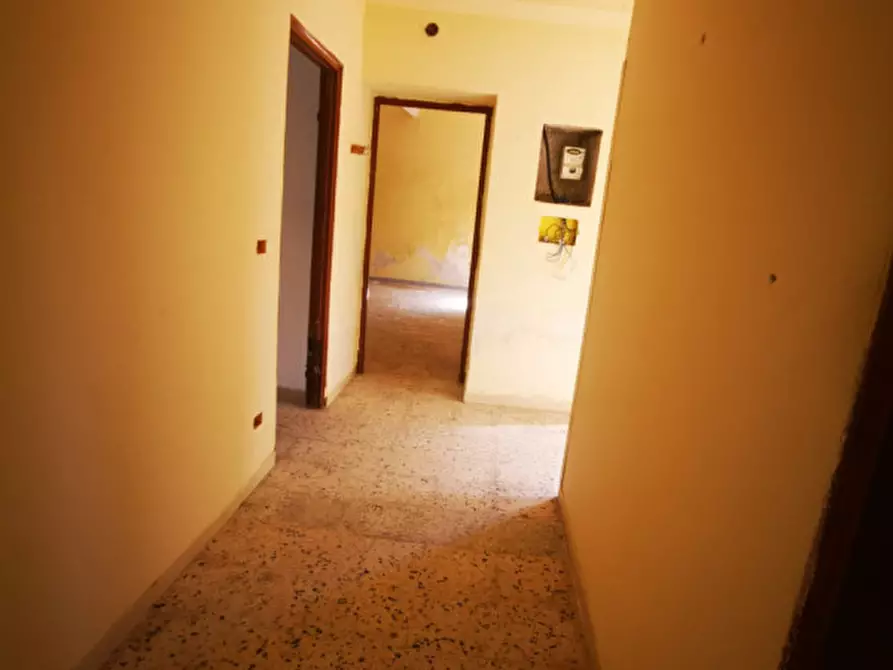 Immagine 12 di Casa indipendente in vendita  in Viale Fiume Busento a Catanzaro