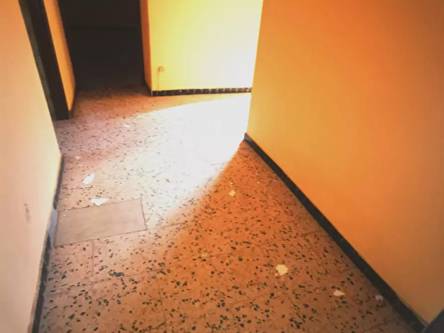 Immagine 14 di Casa indipendente in vendita  in Viale Fiume Busento a Catanzaro