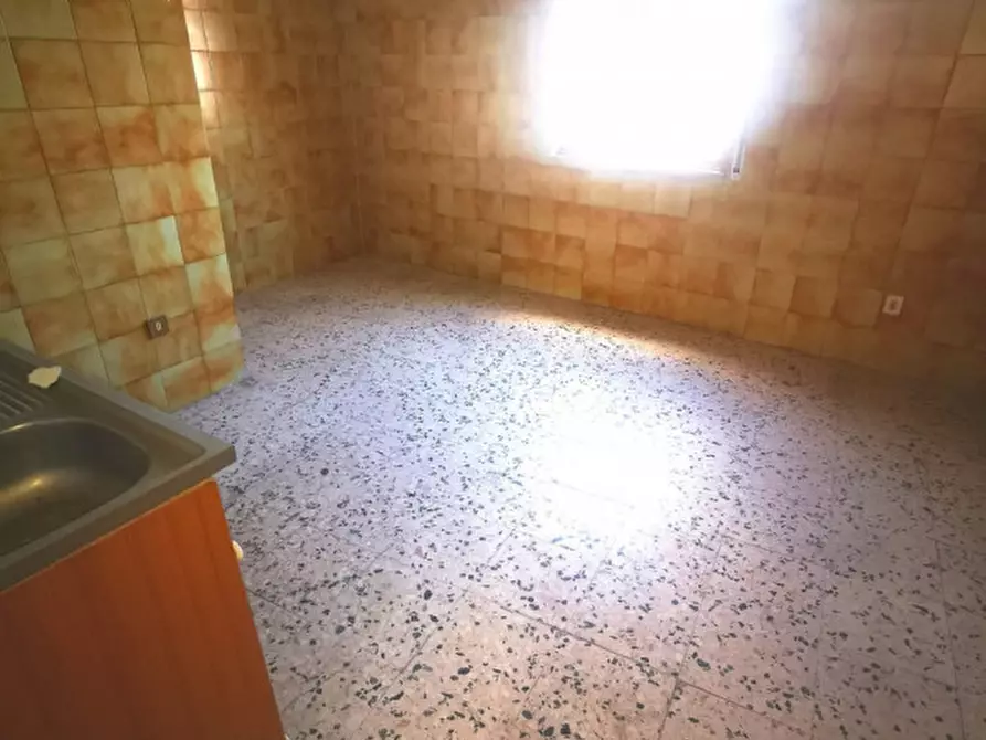 Immagine 29 di Casa indipendente in vendita  in Viale Fiume Busento a Catanzaro