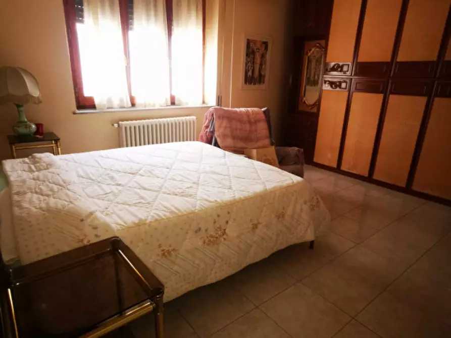 Immagine 6 di Casa indipendente in vendita  in Piazza Fratelli Bandiera a Catanzaro