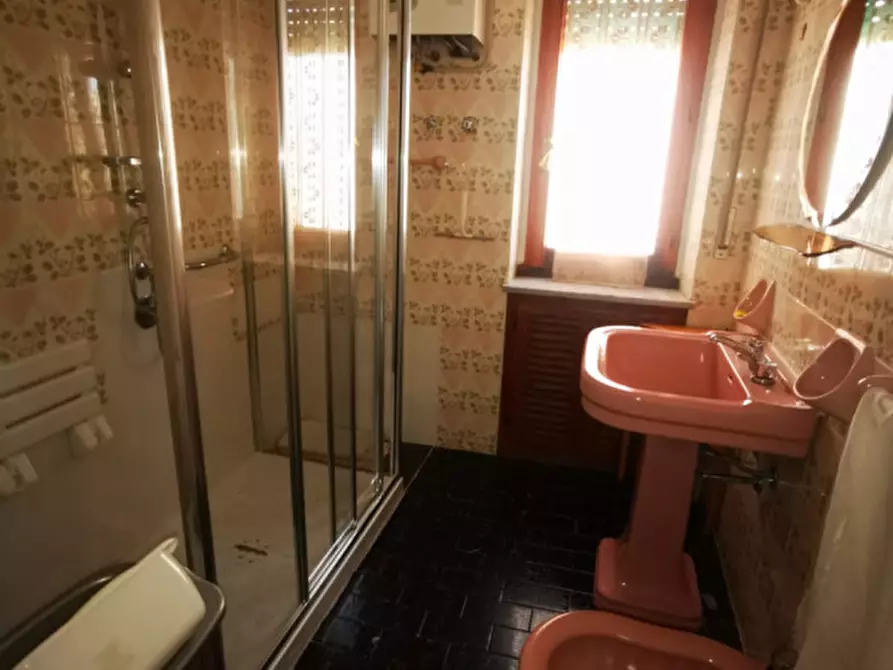 Immagine 20 di Casa indipendente in vendita  in Piazza Fratelli Bandiera a Catanzaro