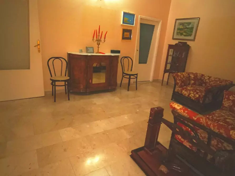 Immagine 23 di Casa indipendente in vendita  in Piazza Fratelli Bandiera a Catanzaro