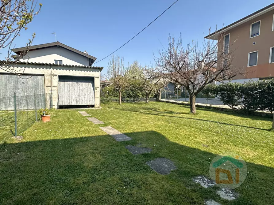 Immagine 2 di Villetta a schiera in vendita  in via enrico toti 14 a Cervignano Del Friuli