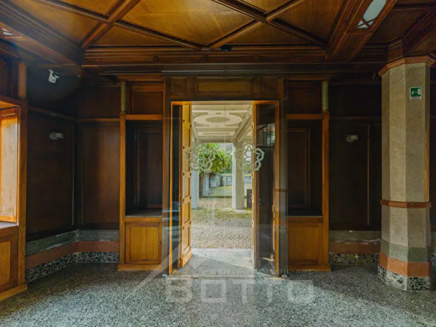 Immagine 10 di Hotel in vendita  in Corso Valsesia, 238 a Gattinara