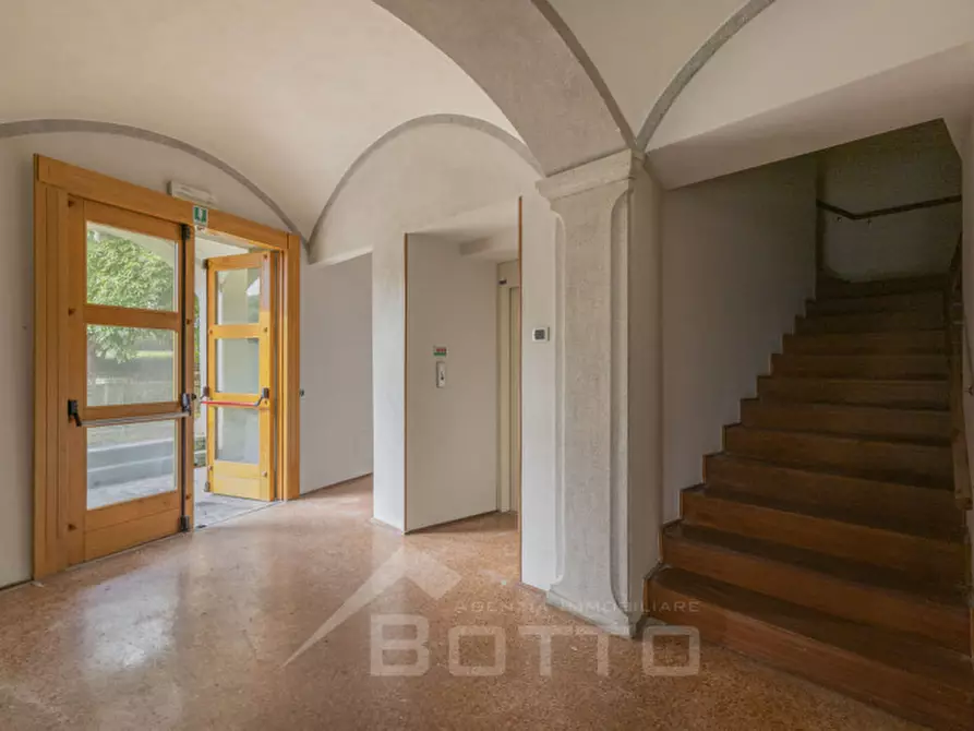 Immagine 16 di Hotel in vendita  in Corso Valsesia, 238 a Gattinara