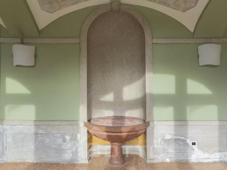 Immagine 22 di Hotel in vendita  in Corso Valsesia, 238 a Gattinara