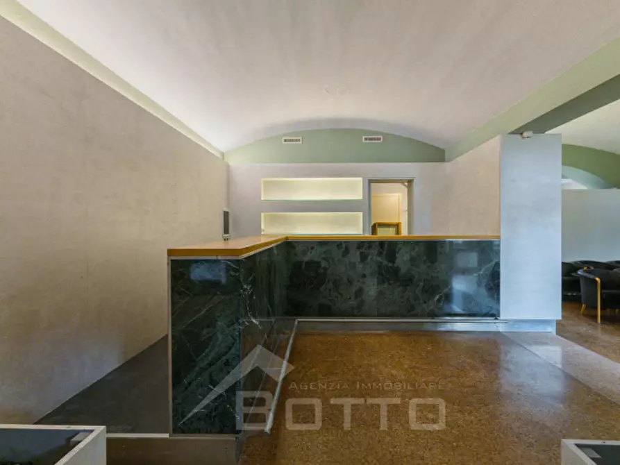 Immagine 34 di Hotel in vendita  in Corso Valsesia, 238 a Gattinara