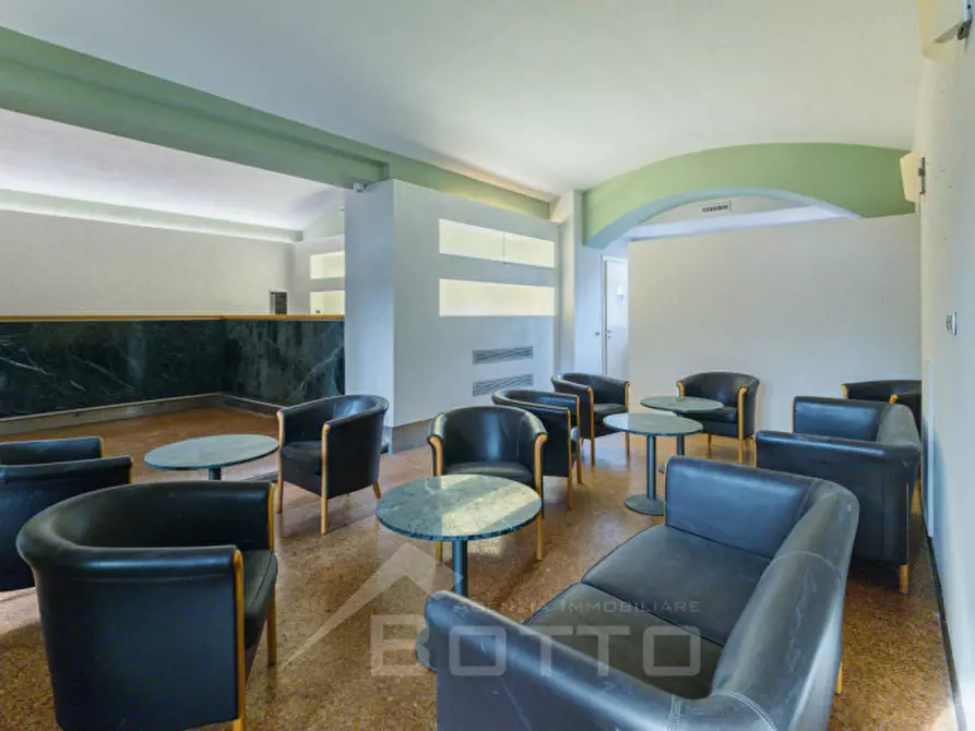 Immagine 39 di Hotel in vendita  in Corso Valsesia, 238 a Gattinara