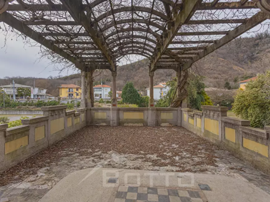 Immagine 48 di Hotel in vendita  in Corso Valsesia, 238 a Gattinara