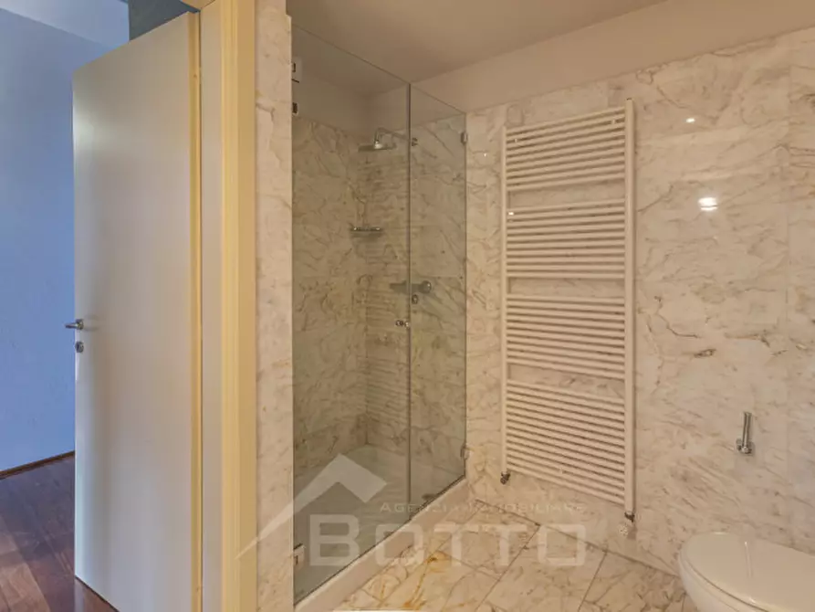 Immagine 67 di Hotel in vendita  in Corso Valsesia, 238 a Gattinara