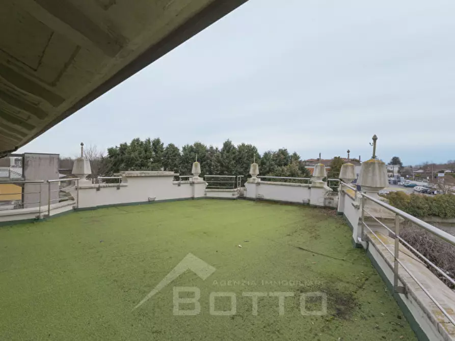 Immagine 79 di Hotel in vendita  in Corso Valsesia, 238 a Gattinara