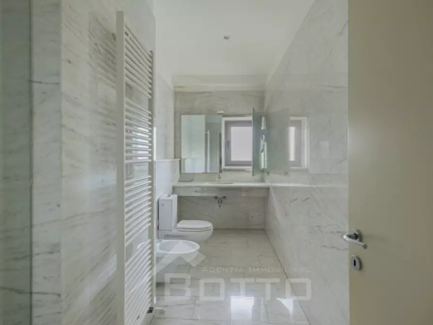 Immagine 88 di Hotel in vendita  in Corso Valsesia, 238 a Gattinara