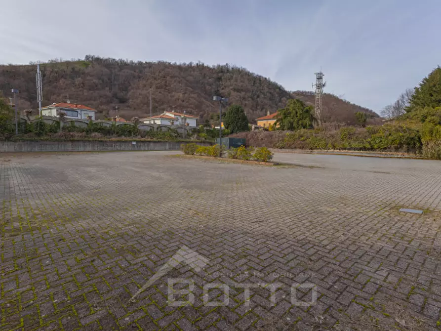 Immagine 91 di Hotel in vendita  in Corso Valsesia, 238 a Gattinara