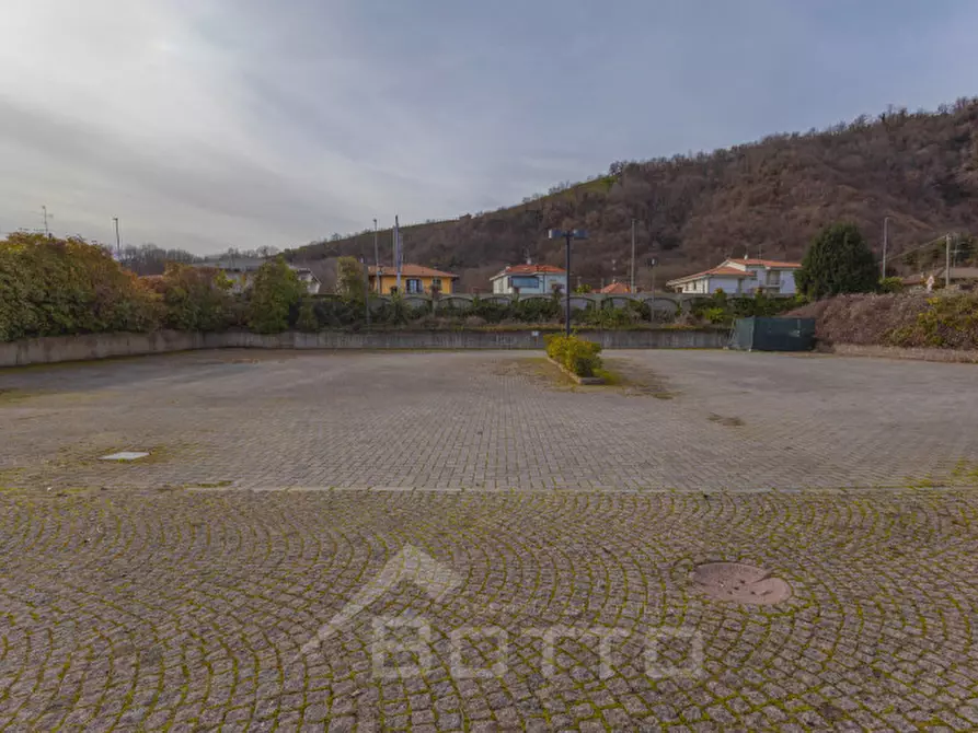 Immagine 92 di Hotel in vendita  in Corso Valsesia, 238 a Gattinara