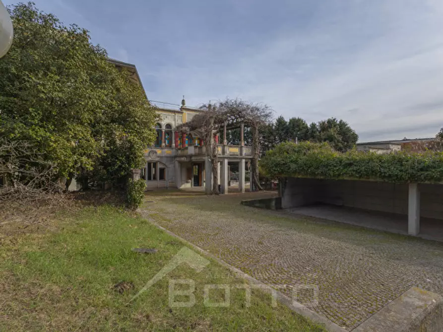 Immagine 106 di Hotel in vendita  in Corso Valsesia, 238 a Gattinara